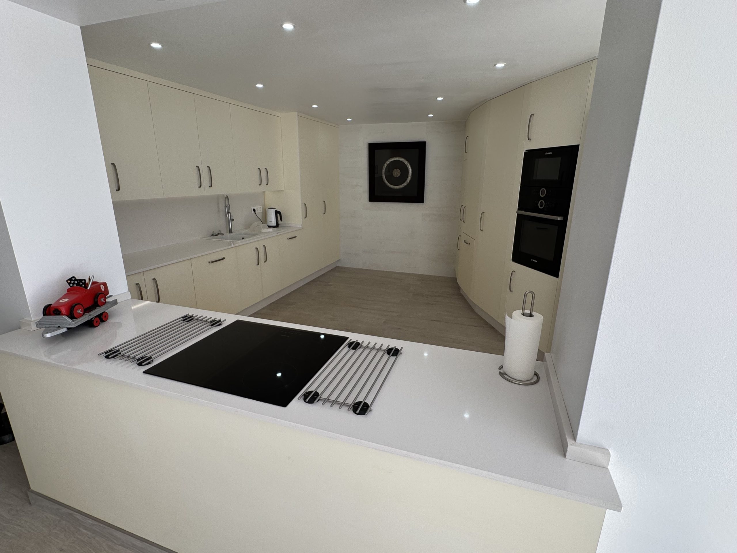 Villa Contemporánea Llave en Mano en Buenas Noches, Estepona