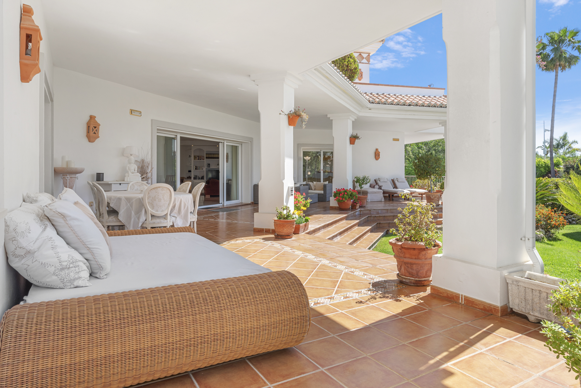 Elegant Villa with Sea Views